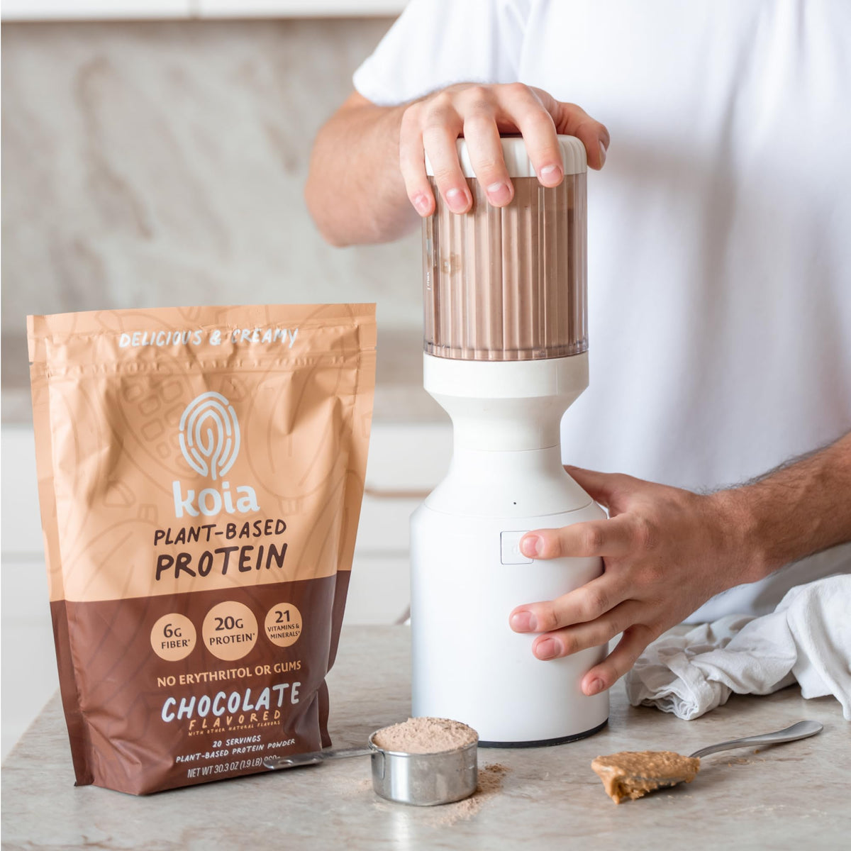 Koia Plant Based Protein Powder, Chocolate, 20g Protein, 3g Sugar, 6g Prebiotic Fiber, Pre & Post Workout, 21 Vitamins & Minerals, No Seed Oils, Dairy-Free, Gluten-Free, Non-GMO, 20 Servings, 30.3 Oz Koia buy supplements Au